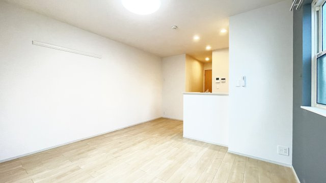 サンフラワーの居間・リビング