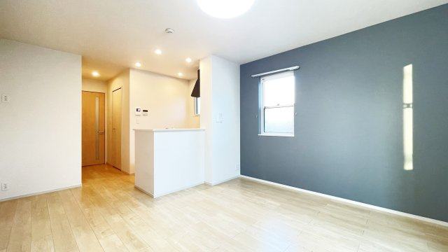 サンフラワーの居間・リビング