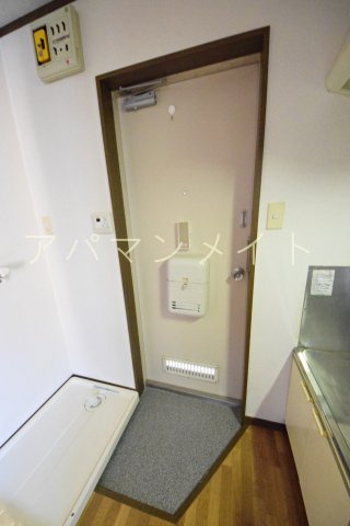 【玄関】 | メゾン亜希 | シンプルで使いやすい玄関です