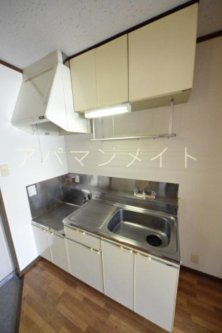 【キッチン】 | メゾン亜希 | キッチンでお料理をお楽しみください