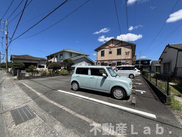 プロミスト・ランドの駐車場