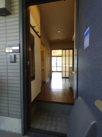 サニーハイムの玄関