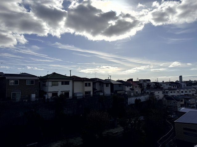 ソフィア朝霧の駐車場