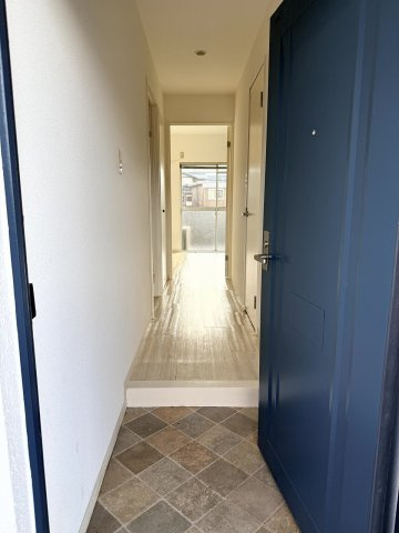 ソフィア朝霧の玄関
