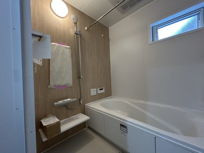 【浴室】 | 鈴蘭台東町２丁目　新築戸建 | お手入れのしやすいユニットバスです。