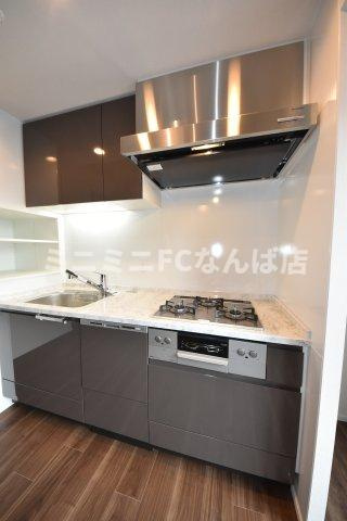 ジオタワー堺筋本町のキッチン