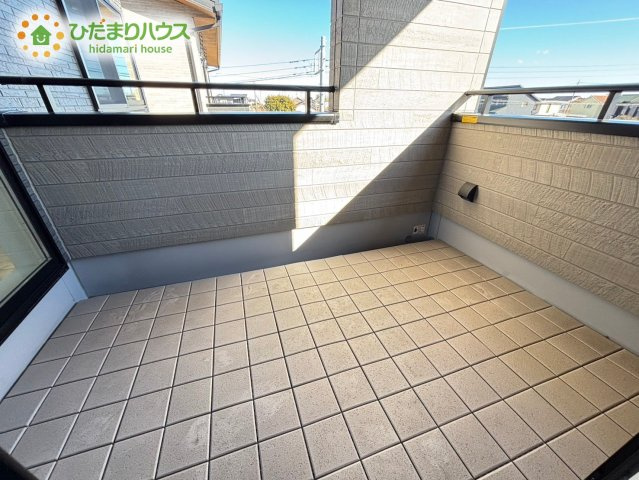 熊谷市末広フェリディアガーデン　分譲一戸建て　11のバルコニー|人気なインナーバルコニー☆
天候を気にせず洗濯物を干せますね！！