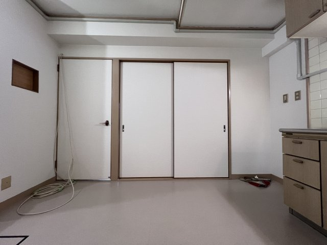 多聞ニューハイツの居間・リビング