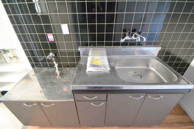 広島市西区小河内町２丁目の賃貸マンションのキッチン