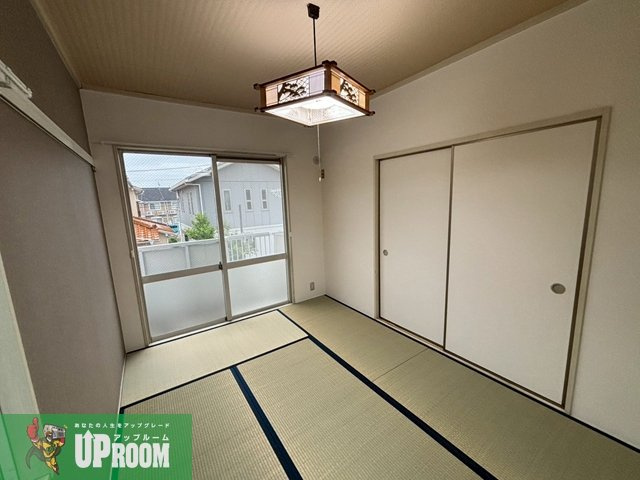 フレグランス岩野2の和室