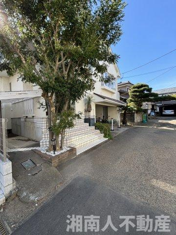 茅ヶ崎市柳島海岸戸建ての前面道路含む現地写真