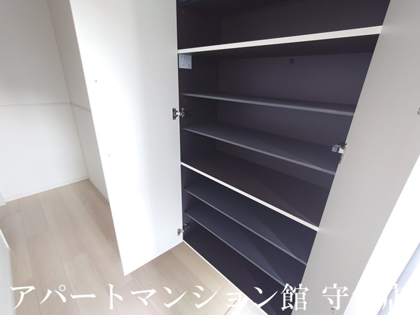 小張プレイスⅠの収納