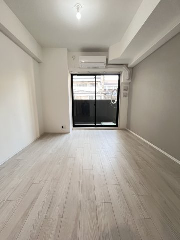 大阪市都島区都島本通３丁目の賃貸マンションの居間・リビング