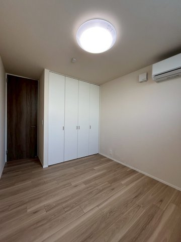 ＧｒａｎｄＬｅａｆの寝室|落ち着いて過ごせるお部屋なので、寝室にいかがでしょうか