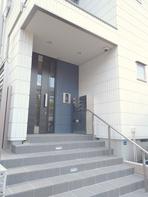 ファミール常盤台Ⅱのロビー|★オートロック付きのエントランス★