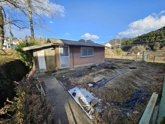 山辺三　倉庫・店舗のその他