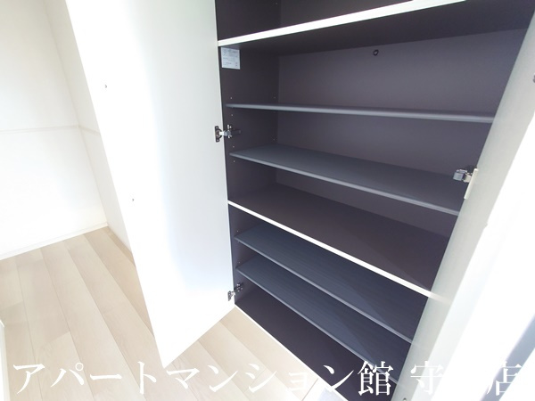 小張プレイスⅡの収納