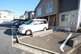 【駐車場】