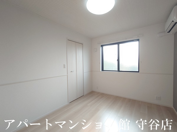 小張プレイスⅡの寝室