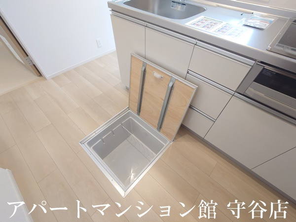小張プレイスⅡの収納