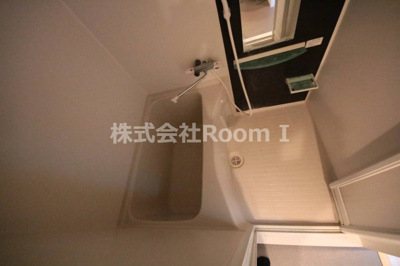 【浴室】 | セレニテ上町台 | コンパクトで使いやすいお風呂です