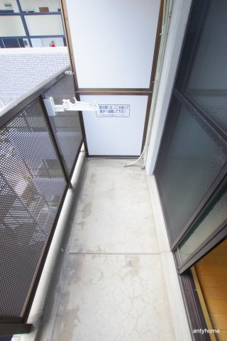 エスリード新大阪第2　仲介手数料無料のバルコニー