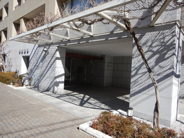 西が丘パーク・ホームズのエントランス