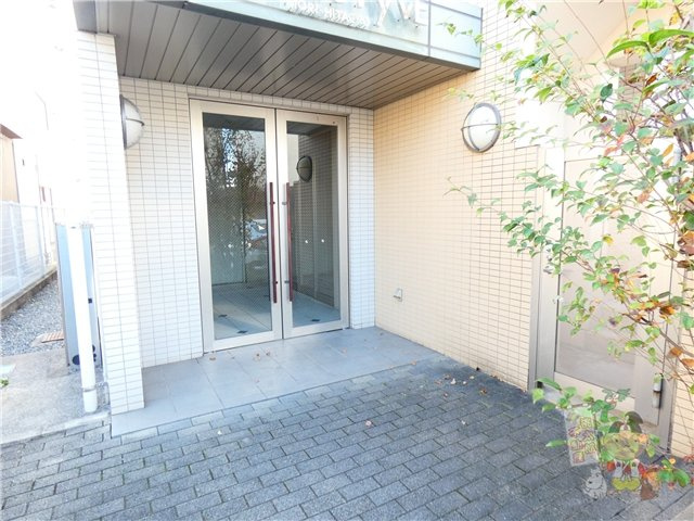 アウルスタイル森下町のエントランス