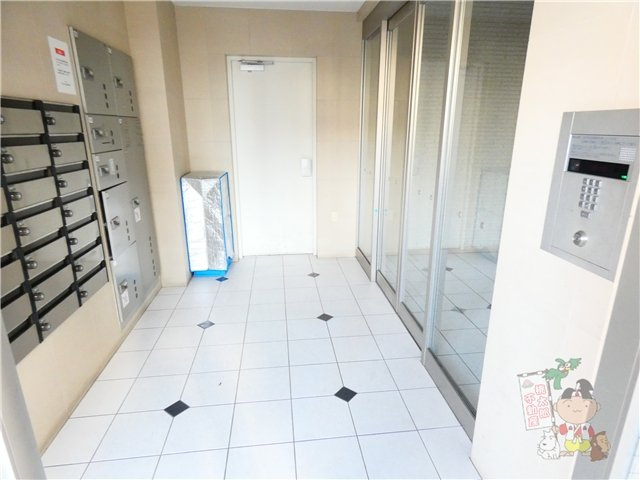 アウルスタイル森下町のロビー