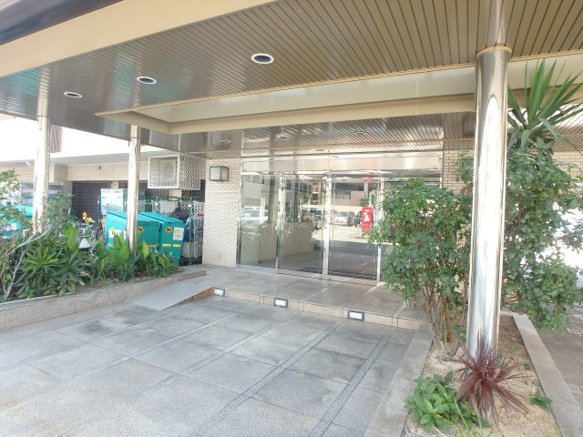 【エントランス】 | ルモンド西宮 | 清潔なエントランスです