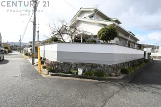 川西市清和台東2丁目中古戸建の外観