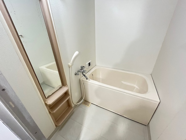 ウエストリバーの浴室