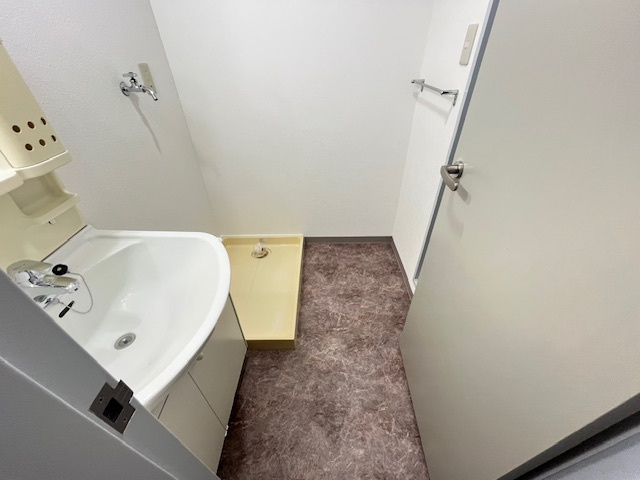 ウエストリバーの洗面所