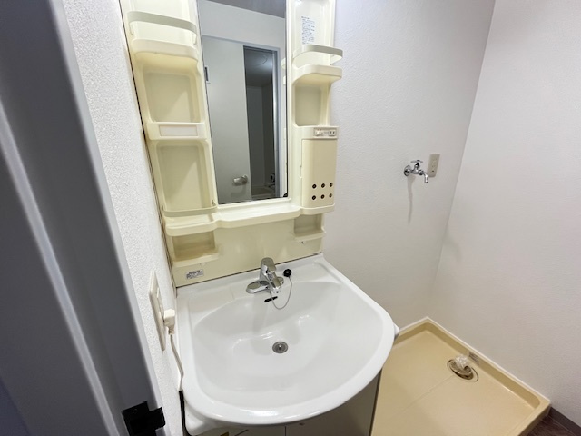 ウエストリバーの洗面所