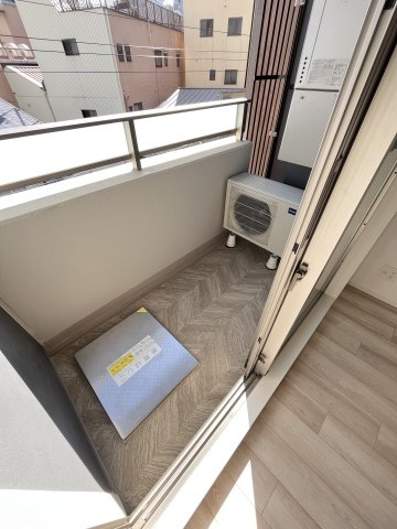 大阪市都島区都島北通１丁目の賃貸マンションのバルコニー