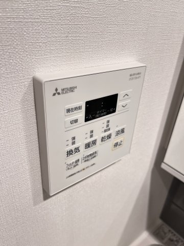 大阪市都島区都島北通１丁目の賃貸マンションのエントランス