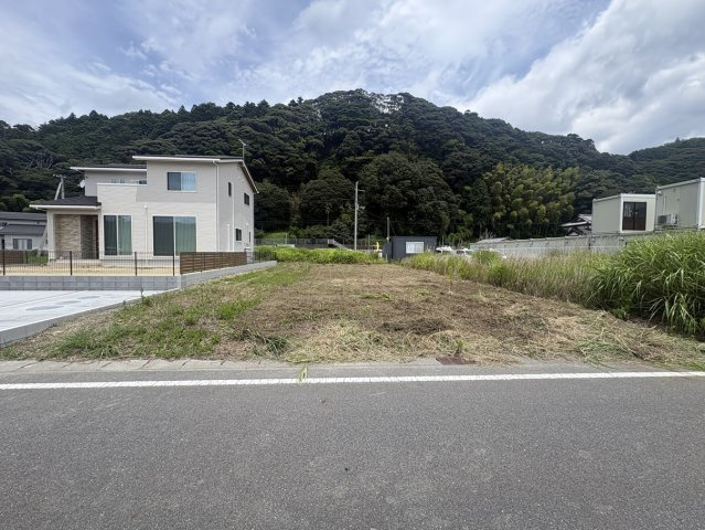 岩間町岩下 売土地