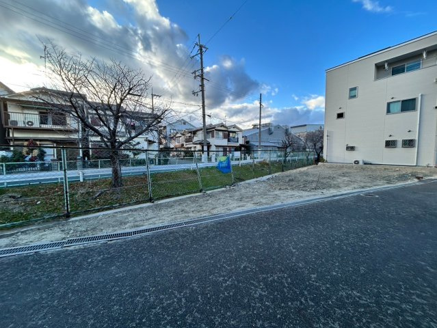 大阪府寝屋川市大成町の外観