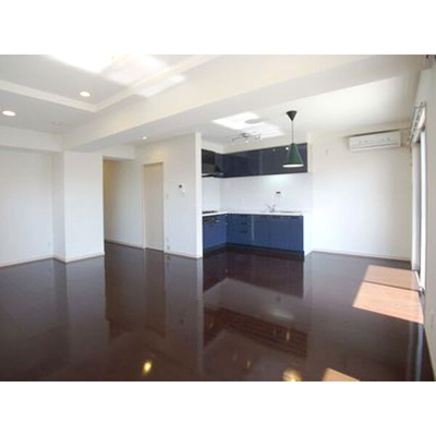 【居間・リビング】 | ラ・フォルトゥレス・ド・フェ覚王山