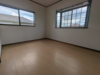 【洋室】 | 松が枝町１丁目　中古戸建 | 洋室約6.5帖
