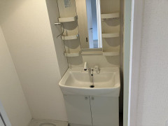 ヴィラージュウィンの独立洗面台