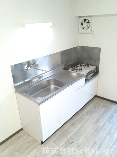 練馬区桜台２丁目の賃貸マンションのキッチン|ガスキッチンになります