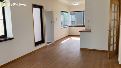 【居間・リビング】 | 越谷市大間野町5丁目　中古一戸建て