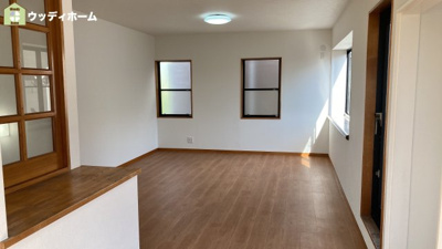 【居間・リビング】 | 越谷市大間野町5丁目　中古一戸建て