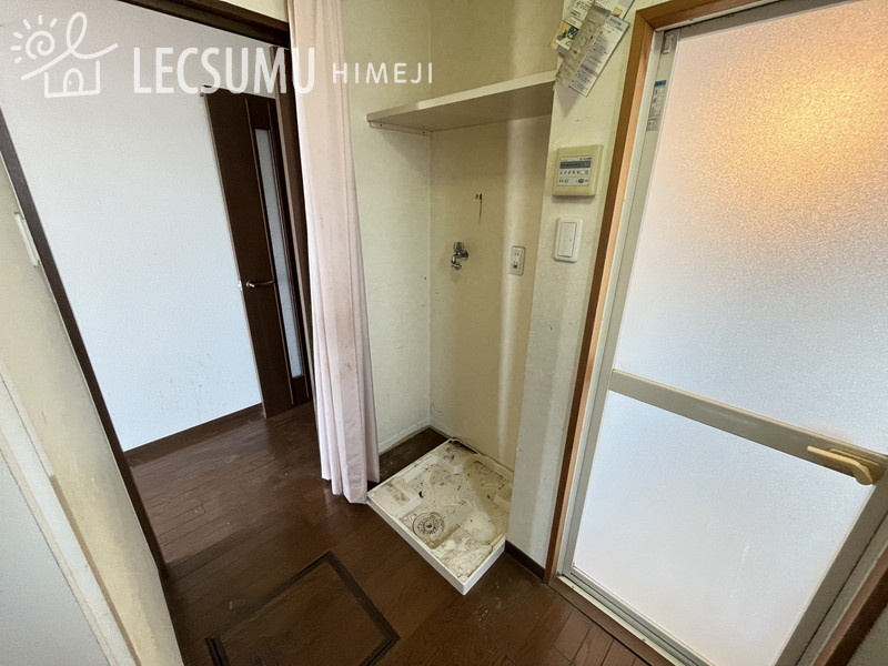 ルネス土山の洗面所