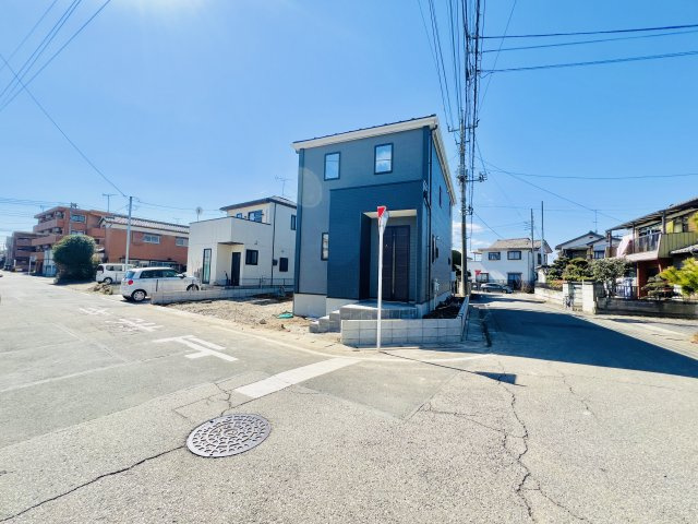 太田市浜町の前面道路含む現地写真|駐車スペース2台可♪