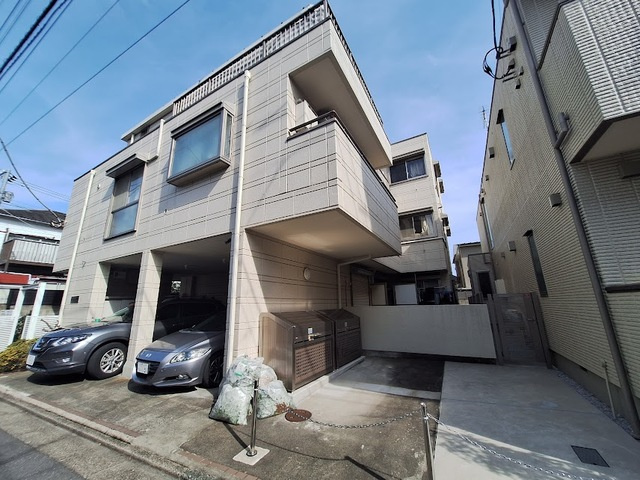 パーシモンヒルズの外観
