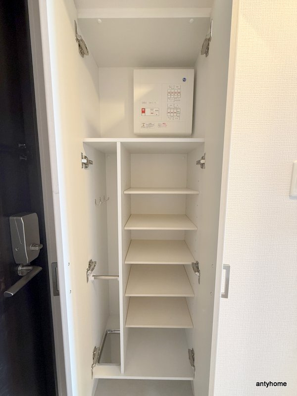 エスリード新大阪ザ・プレミアEAST　仲介手数料無料の収納