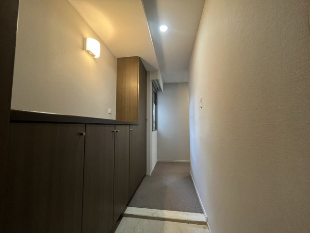 グラシオーズ芦刈山の玄関