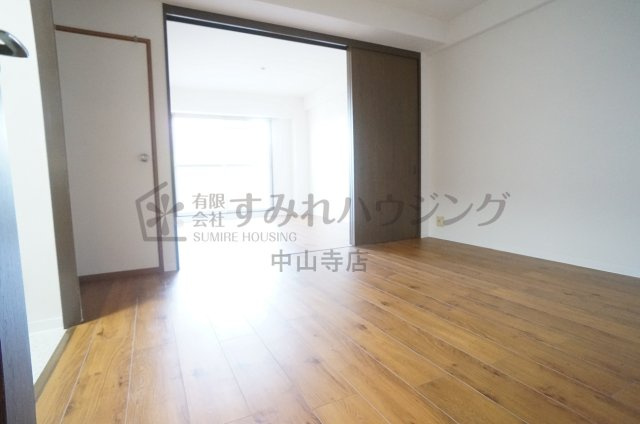 リバティパレスの居間・リビング